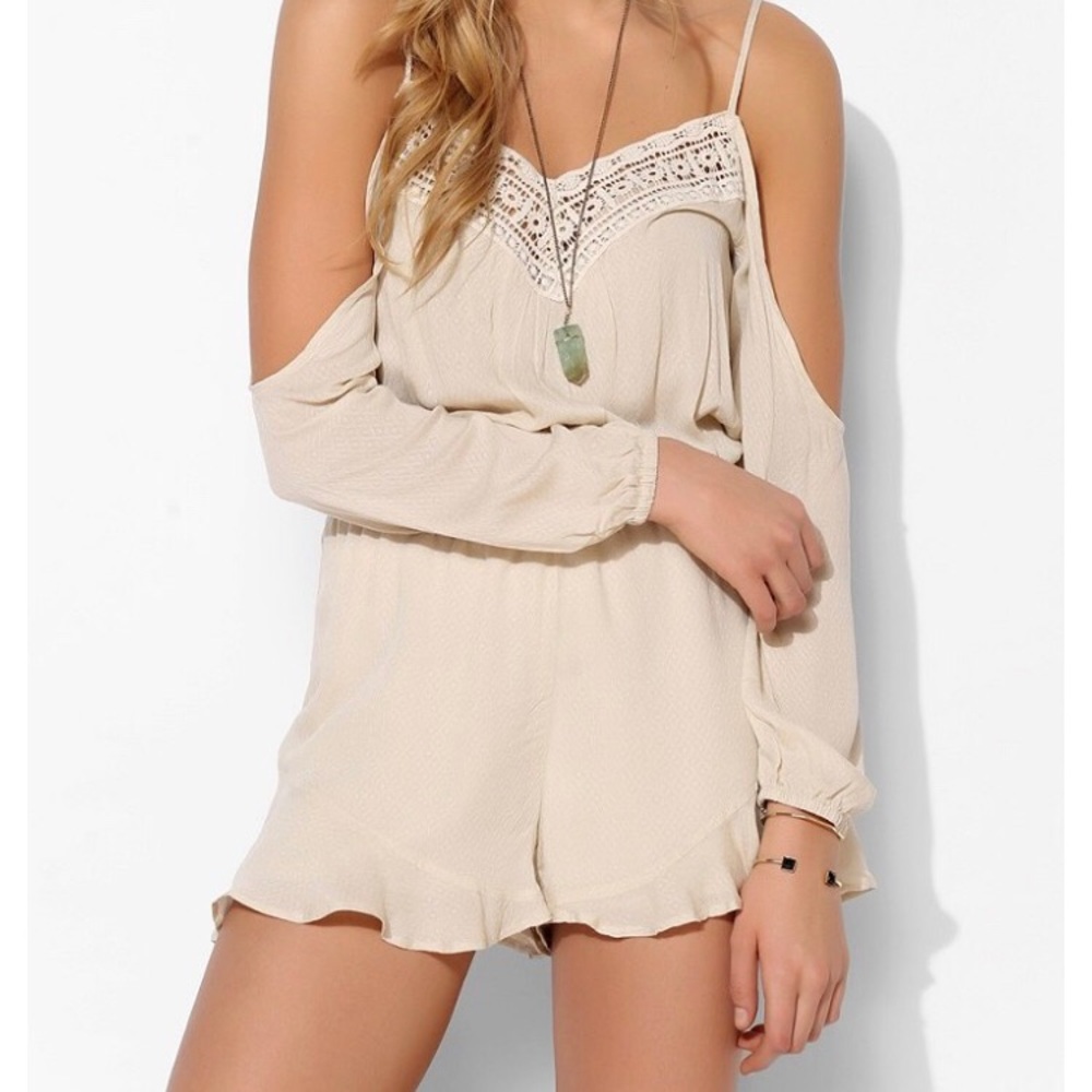 Long sleeve ecote romper